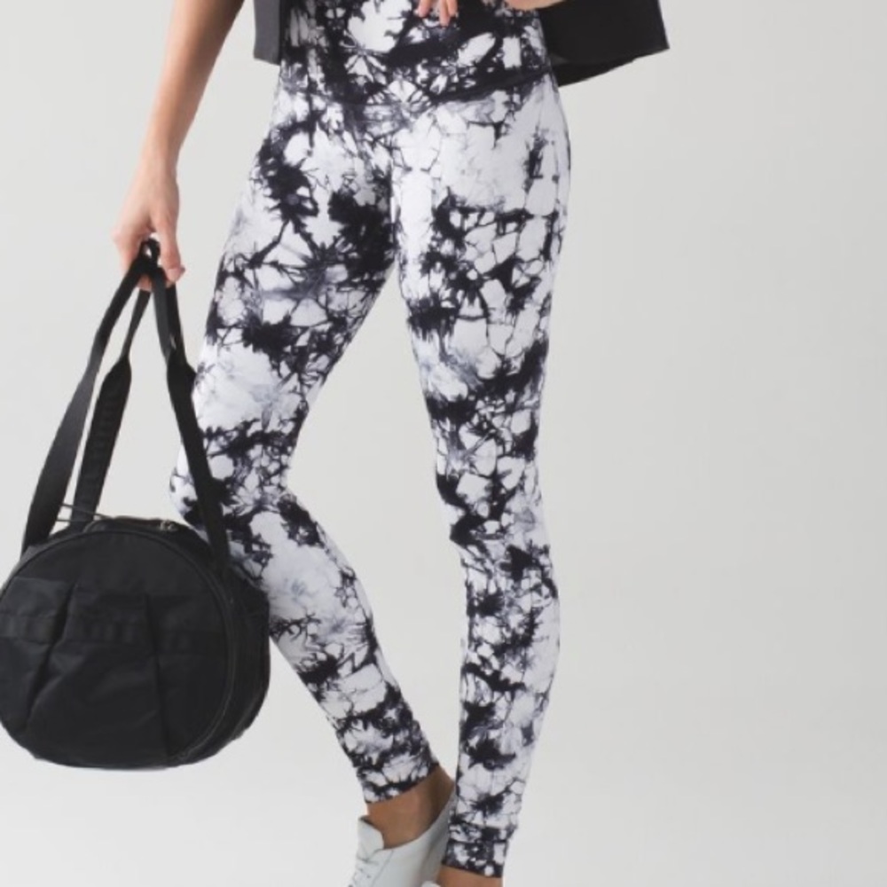 Lululemon Wunder Under legging